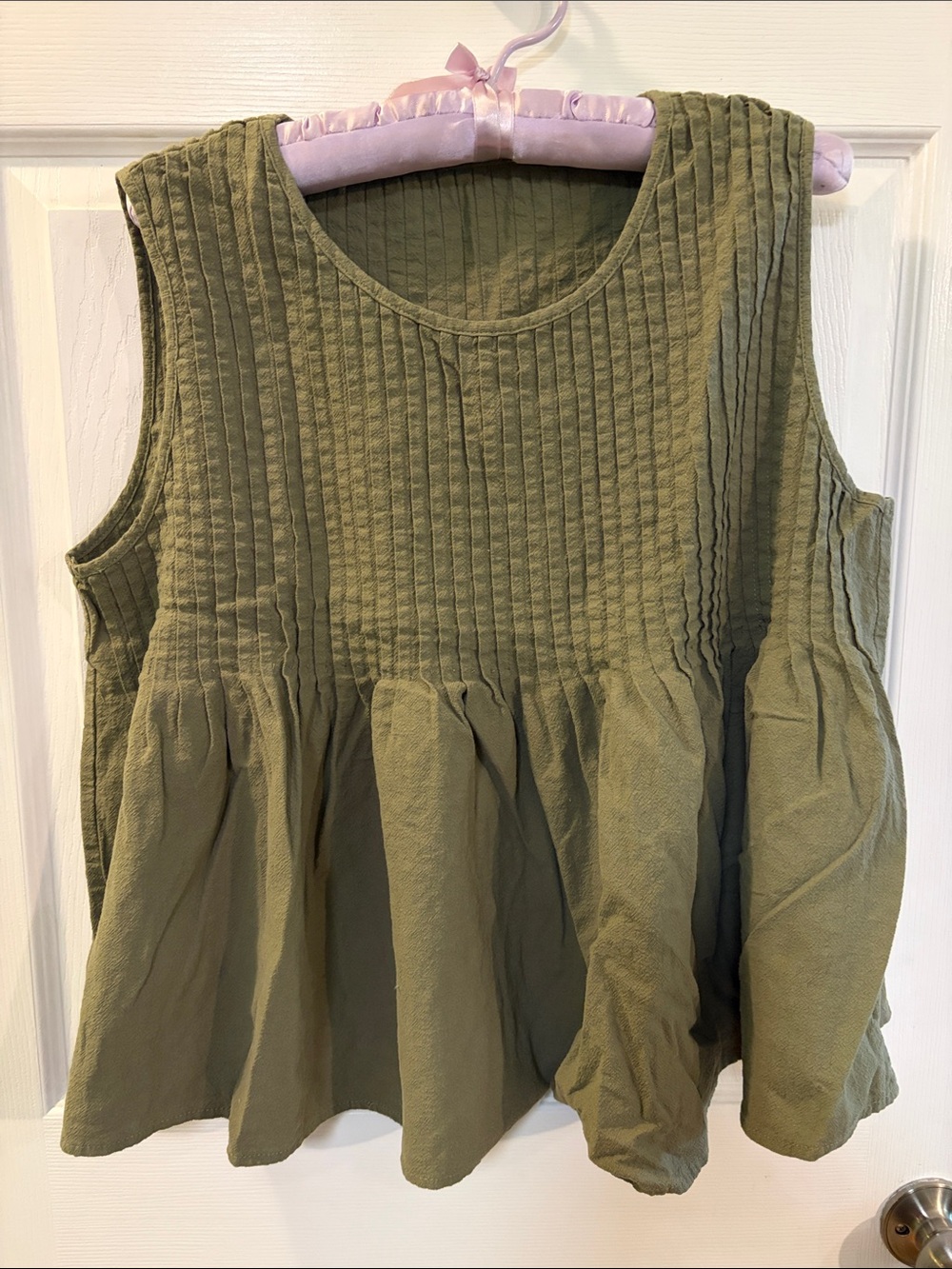 SHEIN Olive Pintuck Peplum Sleeveless Top